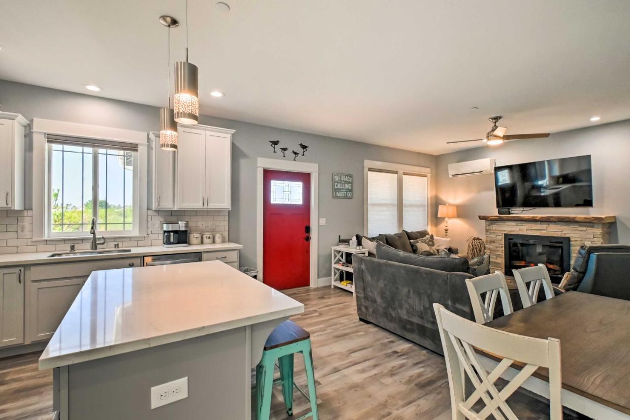 Ocean Shores Getaway With Fireplace And Hot Tub! Esterno foto